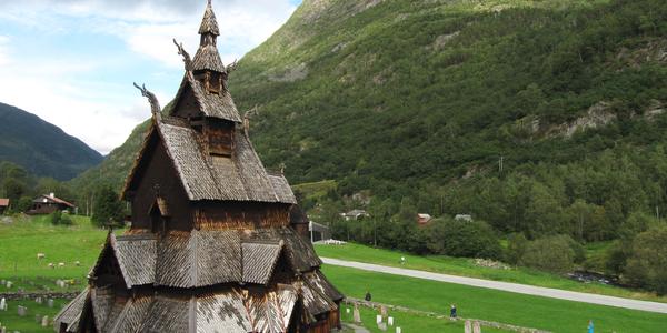 Borgund, památkově chráněný sloupový kostel
