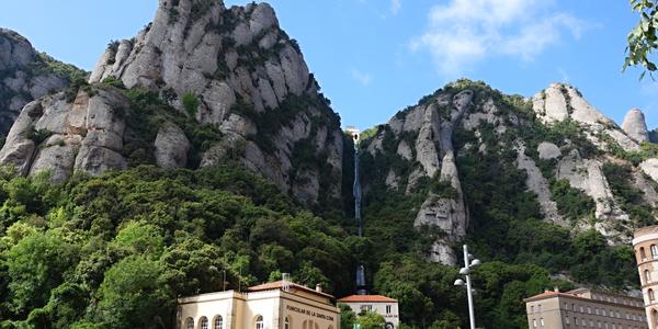 Klášter uprostřed skal, Montserrat