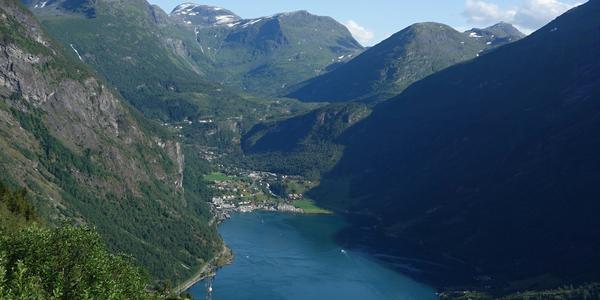 007. Známý Geiranger