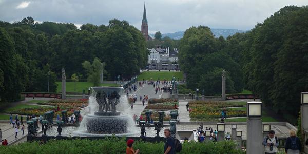 018. Oslo, Vigelandův park od Monolitu