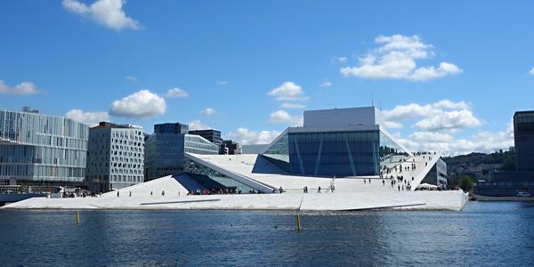 023. Oslo, Opera, cena Mies Van der Rohe