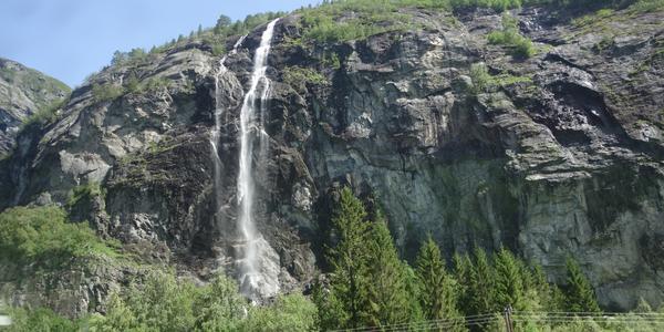 051. Romsdalen