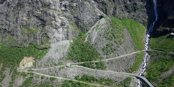 064. Trollstigen