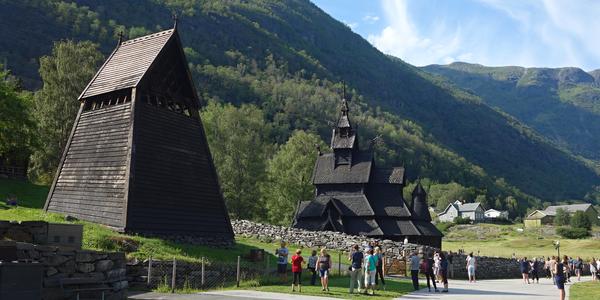 118. Borgund