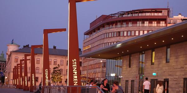 137. Göteborg, v pozadí hotel