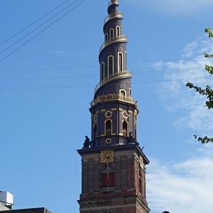 145. Kodaň, věž kostela Sant Salvator