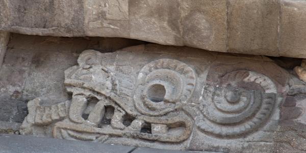 Teotihuacan, detail Kukulkánovy pyramidy