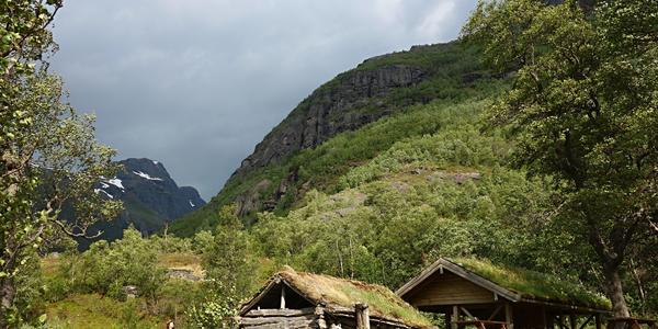 Odpočivadlo cestou k Briksdalsbreen