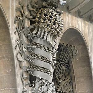 08. Detail výzdoby Paláce Guell, Barcelona