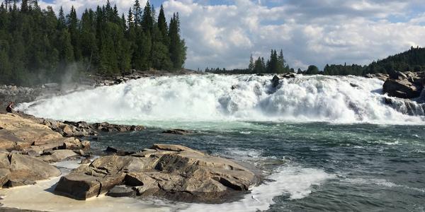 047 Laksfossen