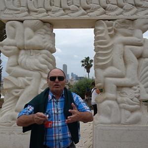 144-Tel Aviv, náš skvělý průvodce Micha Dor