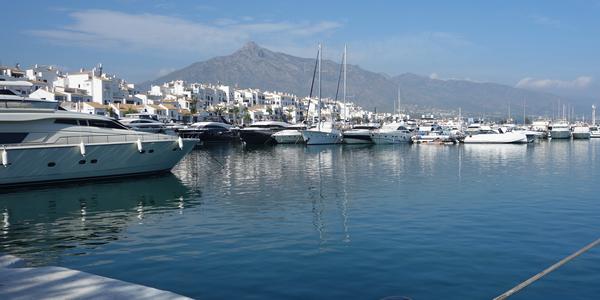 082. Marbella, resp. Puerto Banús