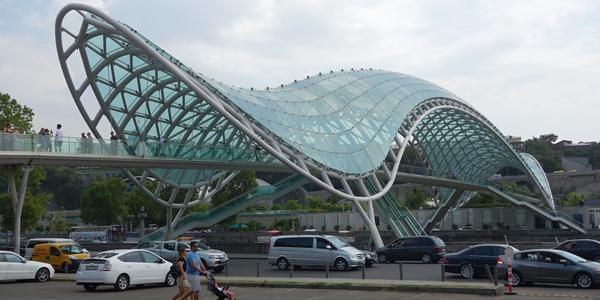 Tbilisi, moderní lávka 1b