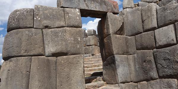 003. Sacsayhuaman