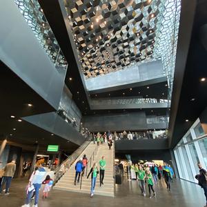 053 Harpa, interiér