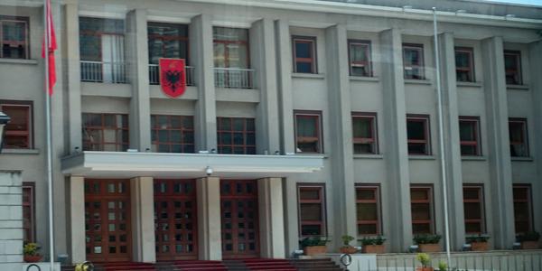 208 Tirana, centrum