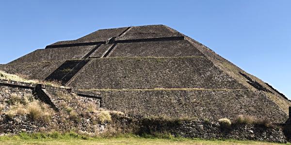 018-Teotihuacán, pyramida Slunce