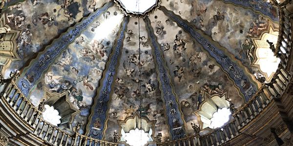 028-Výzdoba kupole El Pocito, v komplexu Panny Marie Guadaloupské