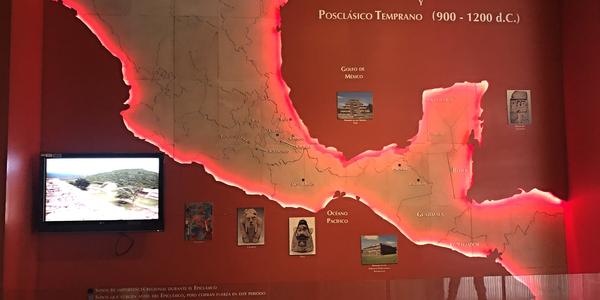 029-Mexico City, Antropologické muzeum