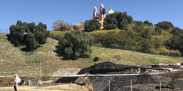 075-Cholula, největší pyramida světa