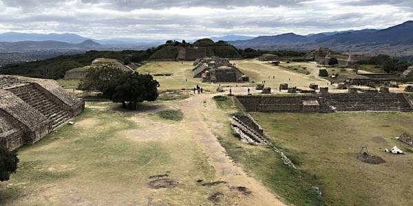 124-Monte Albán