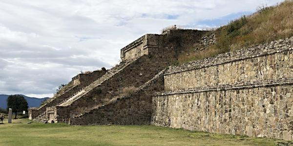 127-Monte Albán