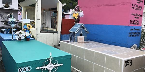 204-Yucatán, hřbitov v Escarcega