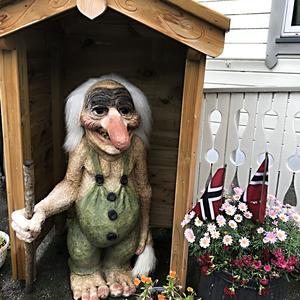 008-Dombas, troll jako symbol Norska