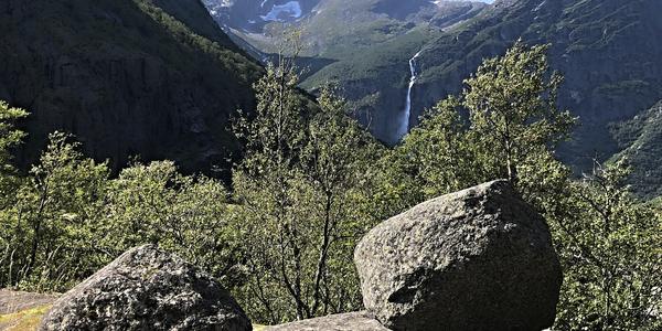 011-Pod ledovcem Briksdalsbreen