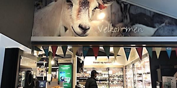 028-Markhus, zastávka za tunely