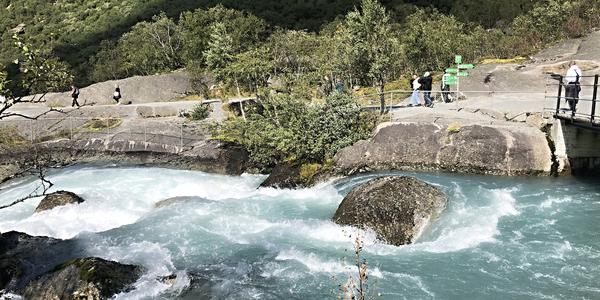 095-Pod ledovcem Briksdalsbreen