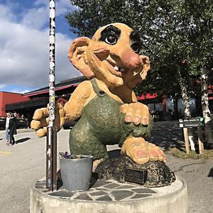 132-Na křižovatce v Dombasu