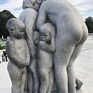 154-Oslo, Vigelandův park