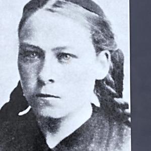 064- Sigrídur Thomasdóttir, dívka, která vodopád zachránila