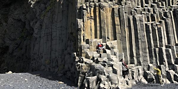 108- Reynisfjara, černá pláž