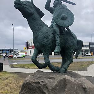 144- Reykjavík, Saga muzeum, vzpomínka na Vikingy