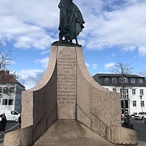 020-Reykjavík, Leifur Eíriksson