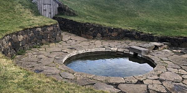 104-Reykholt, Snorriho koupel