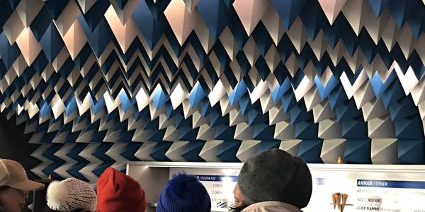 128-Reykjavík, Perlan, interiér