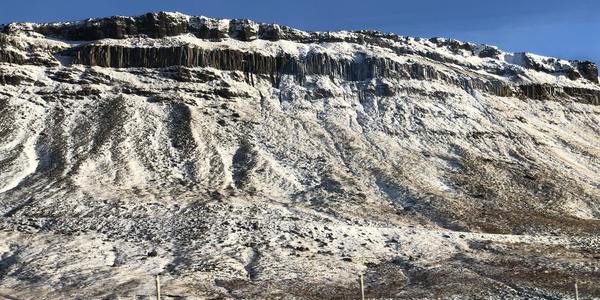 043-Snaefellsness, skalní galerie