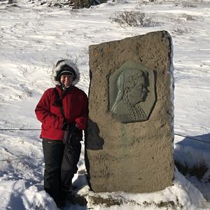 081-Gulfoss, pomník Sigrídur Thomasdóttir