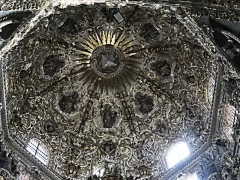 Puebla, výzdoba kupole Santo Domingo