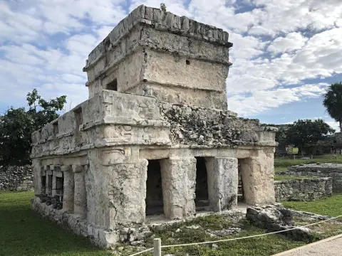 Tulum, mayské zříceniny