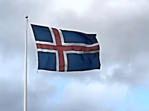 Hvollsvellur, Lava Center