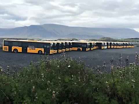 Parkoviště Straeto busů