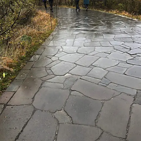 Oblast gejzíru Strokkur, nové chodníky
